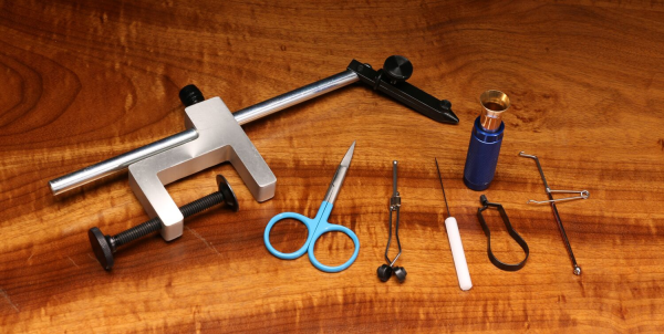 Hareline Fly Tying Material Kit with Premium Tools & Vise Premium Hareline Fly Tying Kit